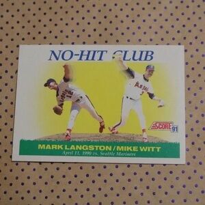 MLB No-Hit Club Trading Card - Red, Blue, Green